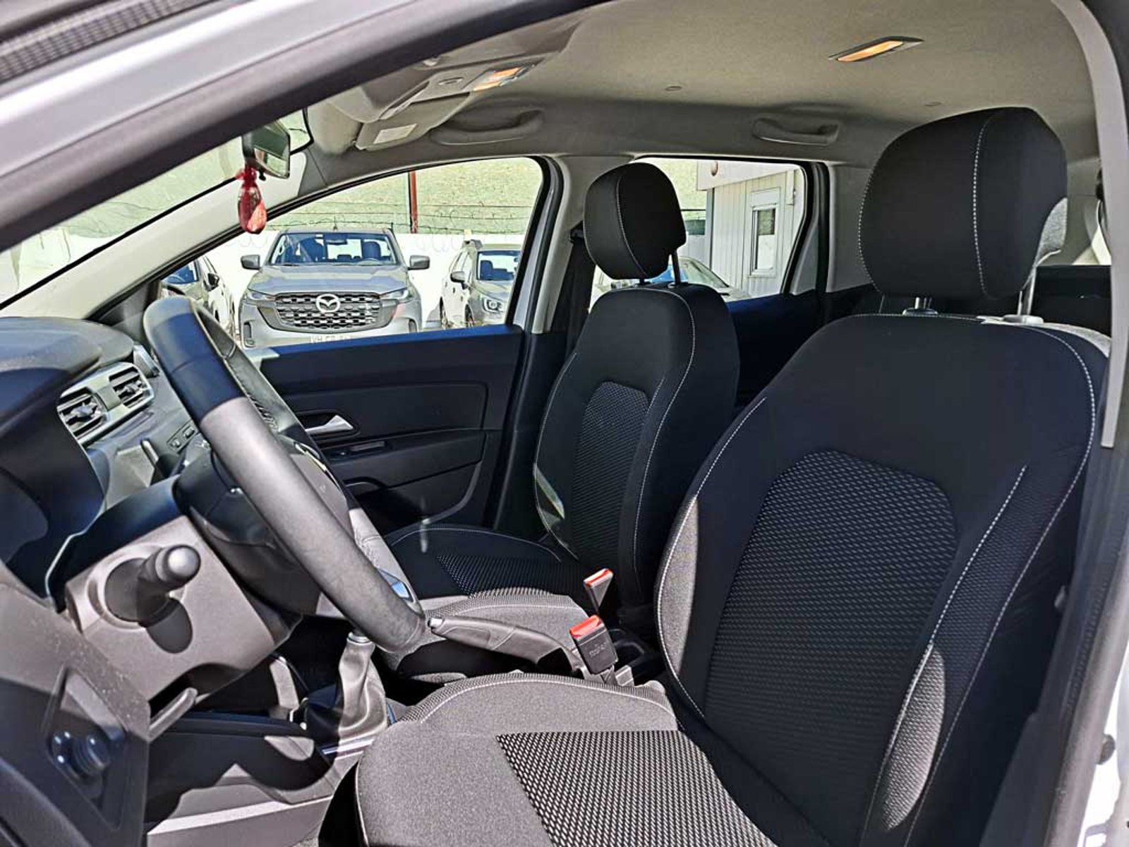 Renault DUSTER 1.6 ZEN MT 2021 - Imagen 15 de 20