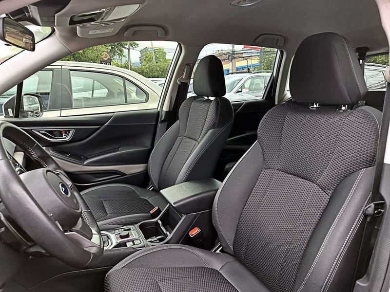Subaru FORESTER 2.5 DYNAMIC EYESIGHT AT 4X4 2025 - Imagen 14 de 20