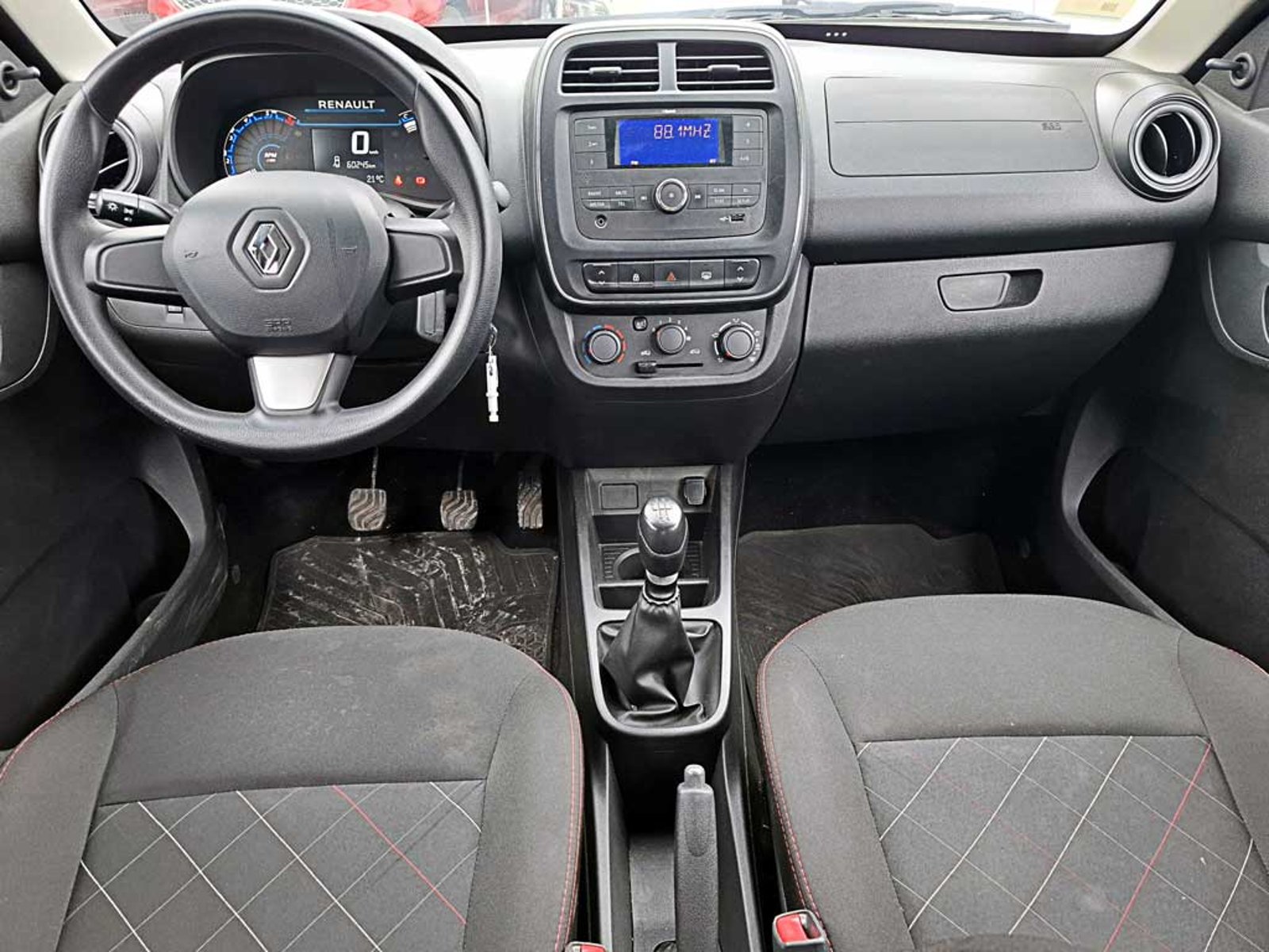 Renault KWID 1.0 HB ZEN MT 2024 - Imagen 13 de 18
