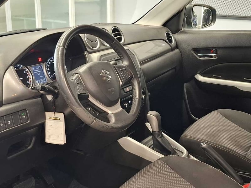 Suzuki VITARA 1.6 GLS 4X2 AT 2017 - Imagen 13 de 20