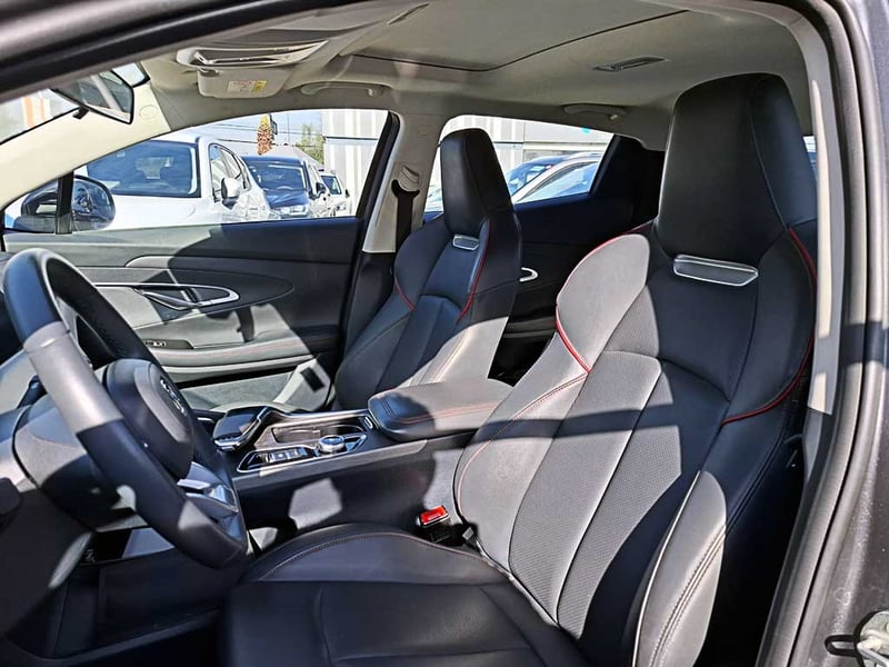 Changan UNI-T 1.5 LUXURY AT 2024 - Imagen 12 de 19