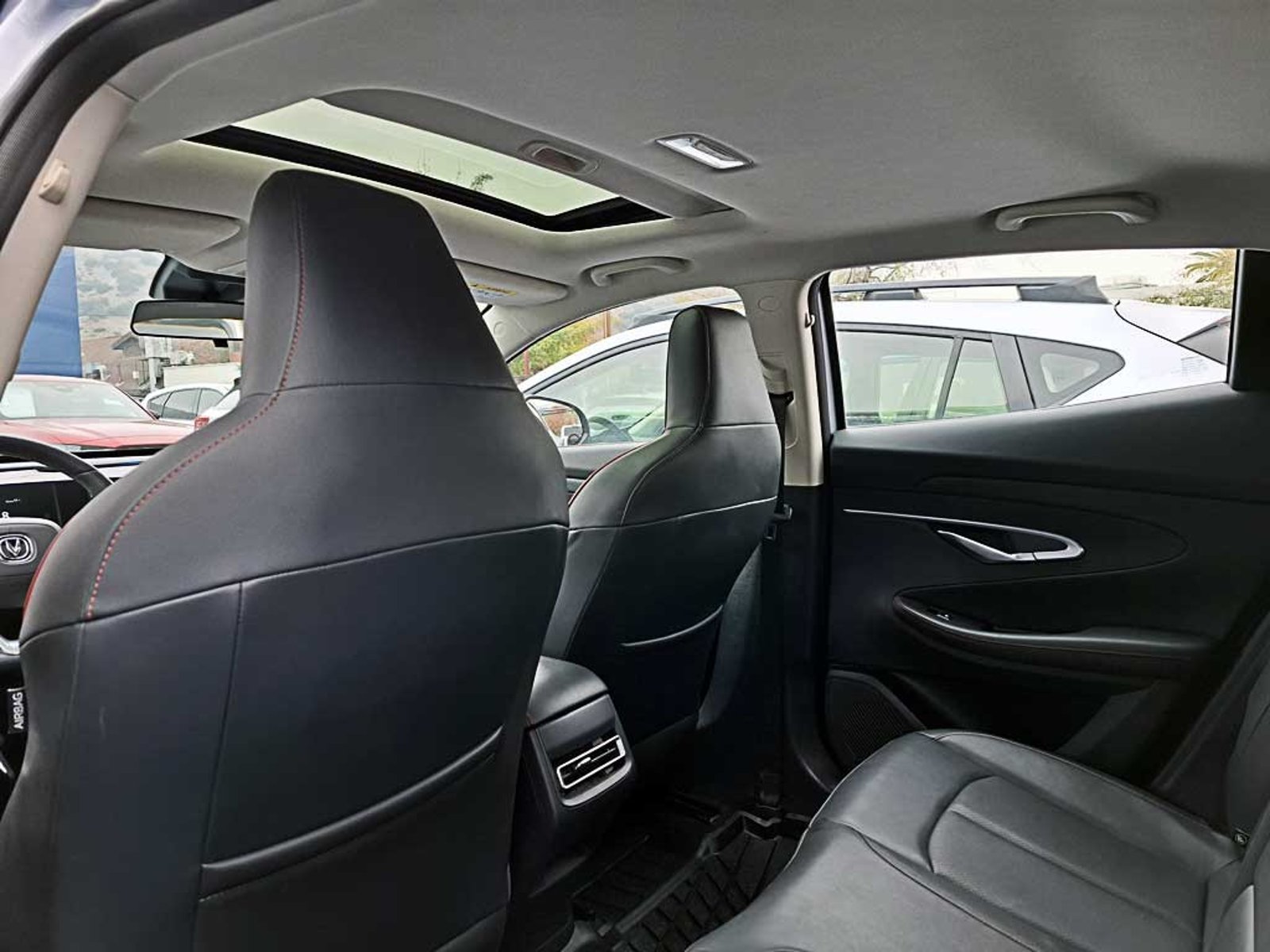 CHANGAN UNI-T (IN) 1.5 LUXURY AT 2024 - Imagen 16 de 20