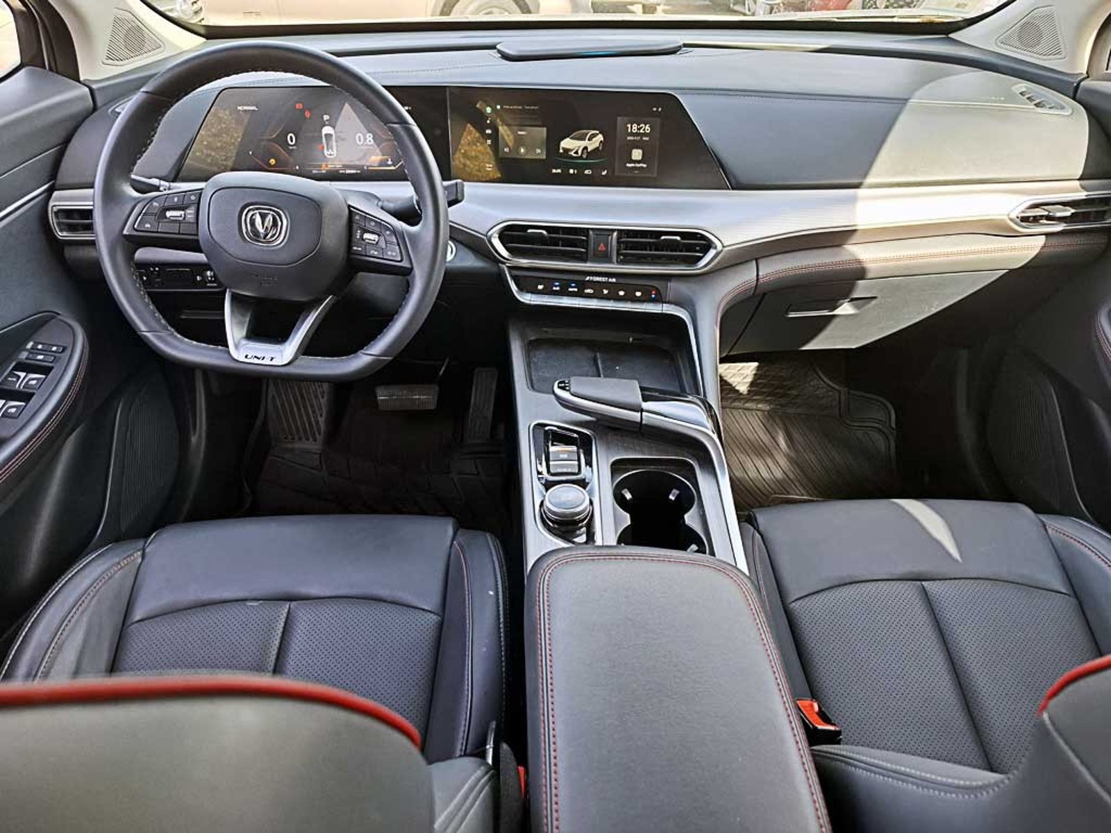 CHANGAN UNI-T (IN) 1.5 LUXURY AT 2024 - Imagen 14 de 20