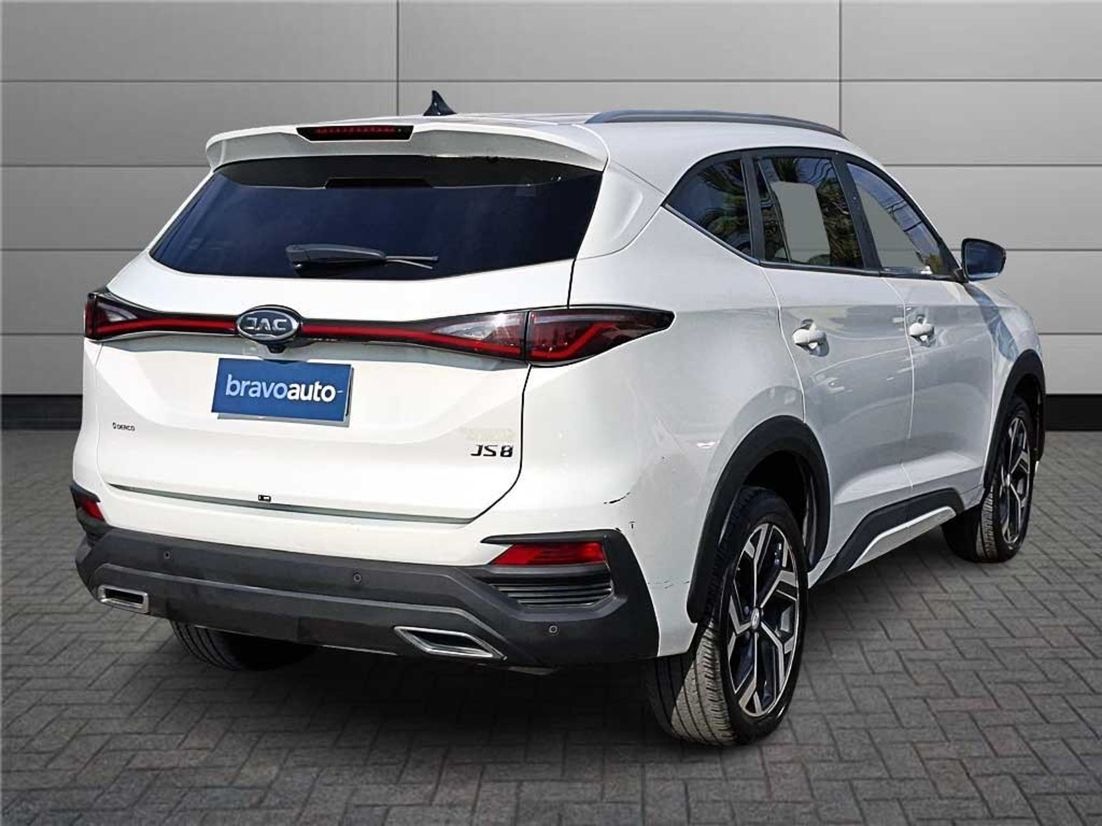 JAC JS8 (IN) 1.5 LUXURY SE DCT AT 2024 - Imagen 4 de 20
