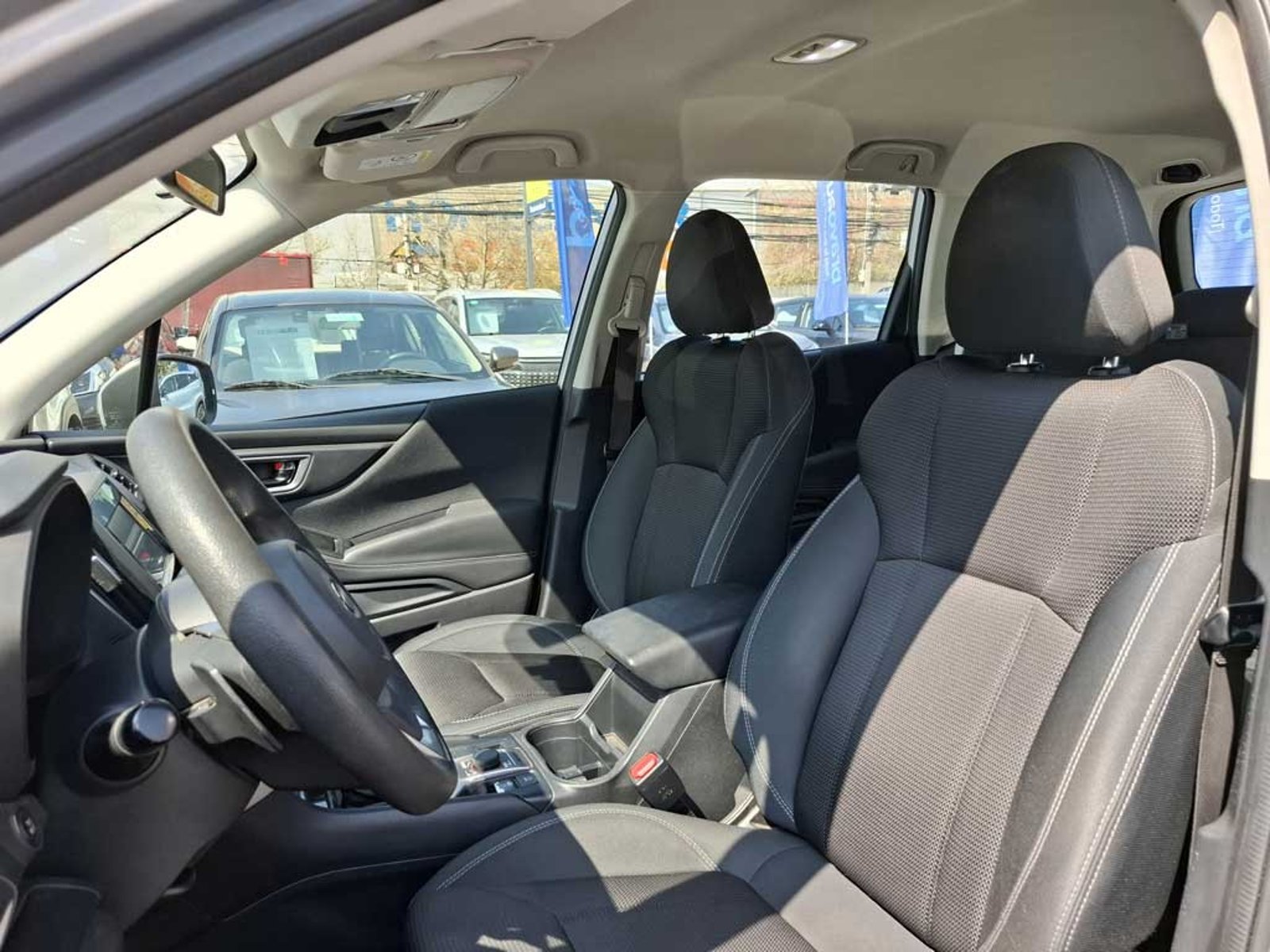 Subaru FORESTER 2.0 X AT 4X4 2023 - Imagen 16 de 20