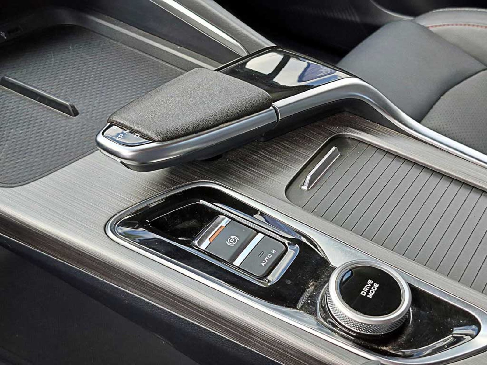 Changan UNI-T 1.5 LUXURY AT 2024 - Imagen 20 de 20