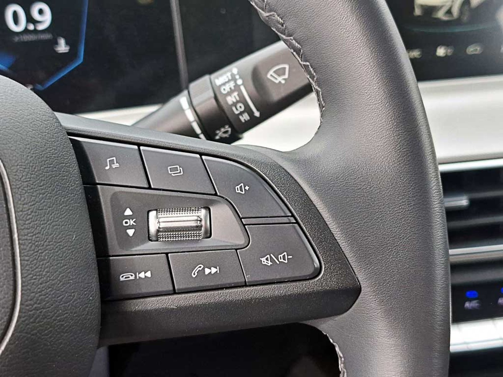 Changan UNI-T 1.5 LUXURY AT 2024 - Imagen 17 de 20