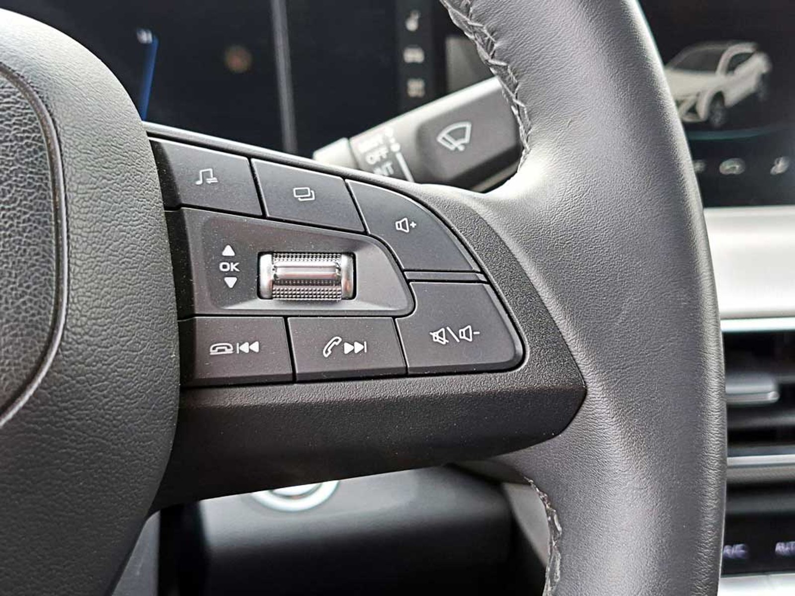 Changan UNI-T 1.5 LUXURY AT 2024 - Imagen 18 de 20