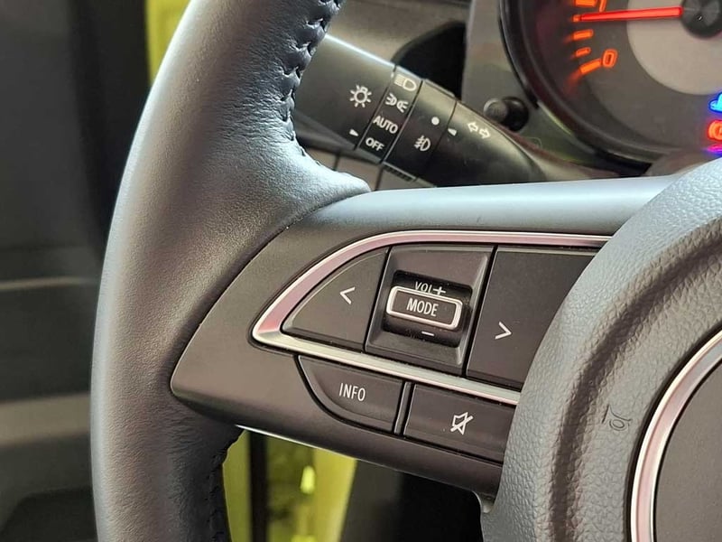 Suzuki JIMNY 1.5 GLX AT 4X4 2026 - Imagen 17 de 20