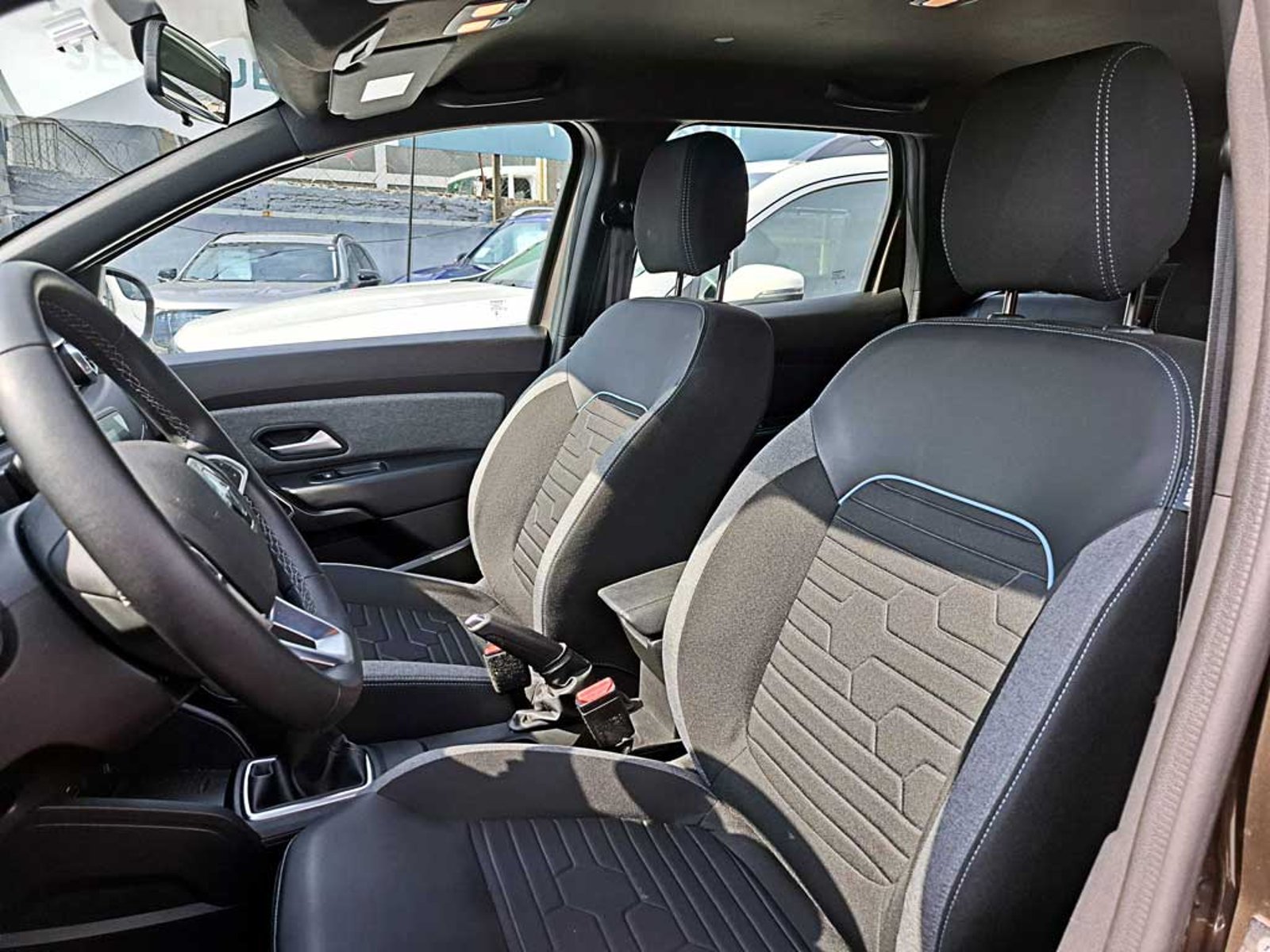 Renault DUSTER 1.6 INTENS MT 2026 - Imagen 14 de 20