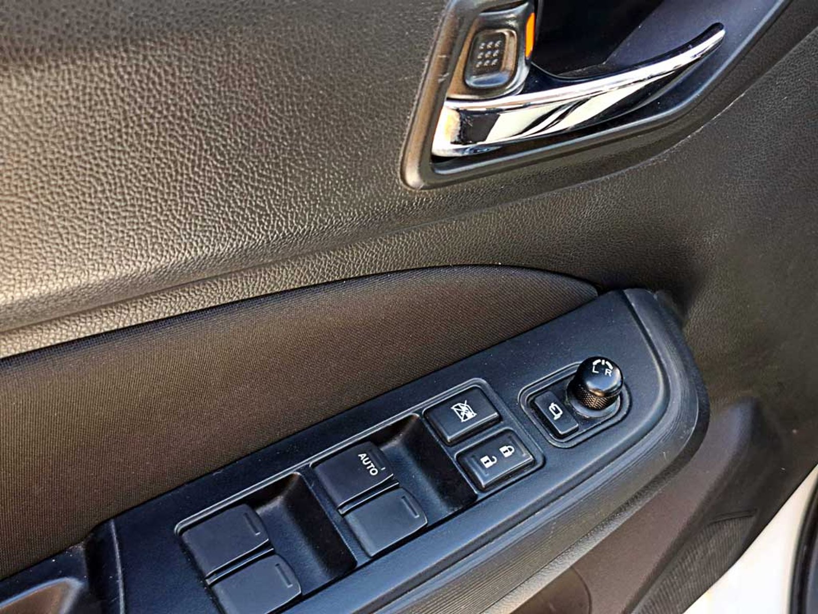 Suzuki DZIRE 1.2 GL SPORT MT 2024 - Imagen 18 de 18