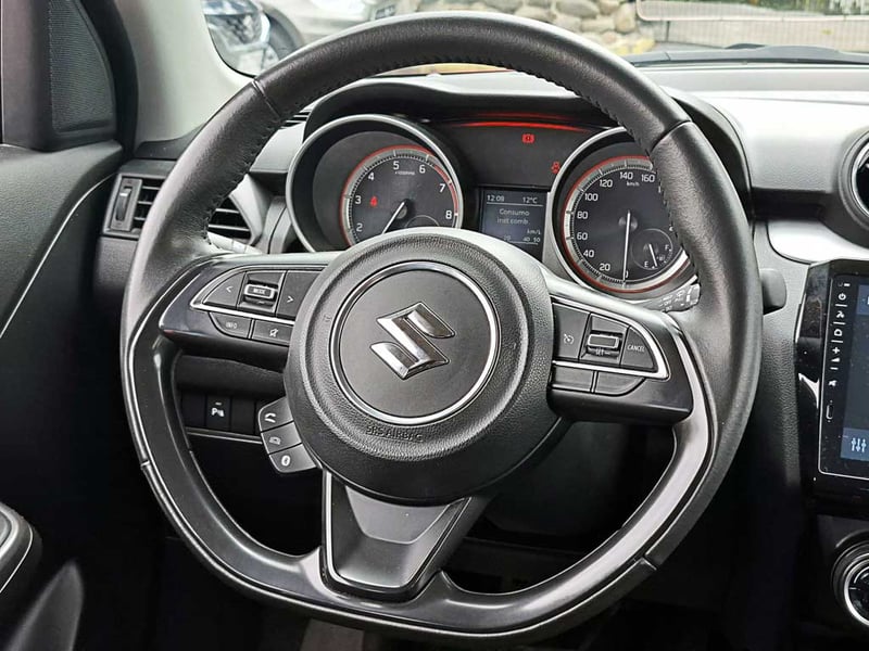 Suzuki SWIFT GLX HB 1.2 AT 2024 - Imagen 9 de 19