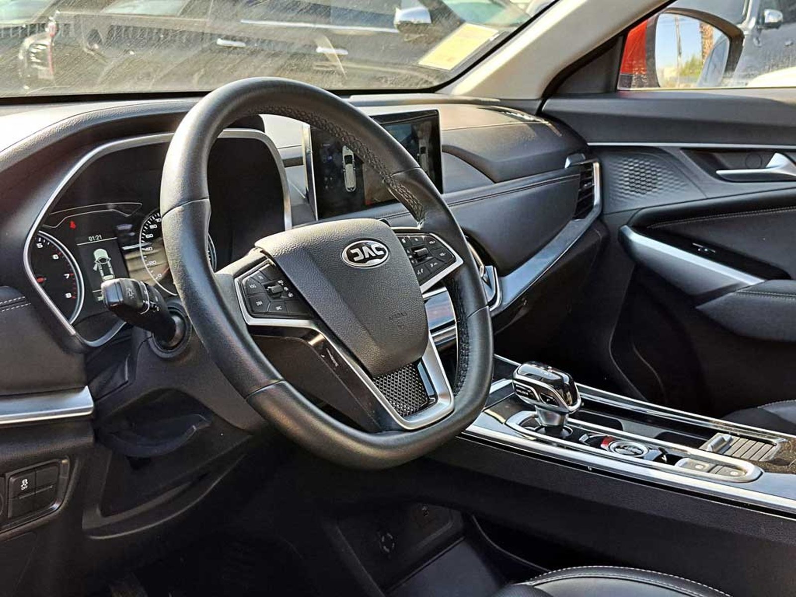 JAC JS8 1.5 LUXURY SE DCT AT 2024 - Imagen 11 de 18