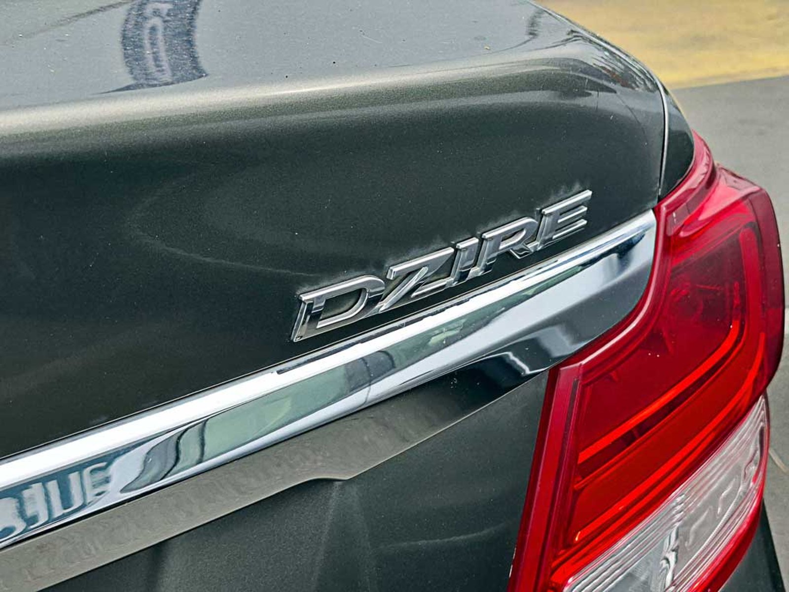 Suzuki DZIRE 1.2 GL MT 2024 - Imagen 9 de 19