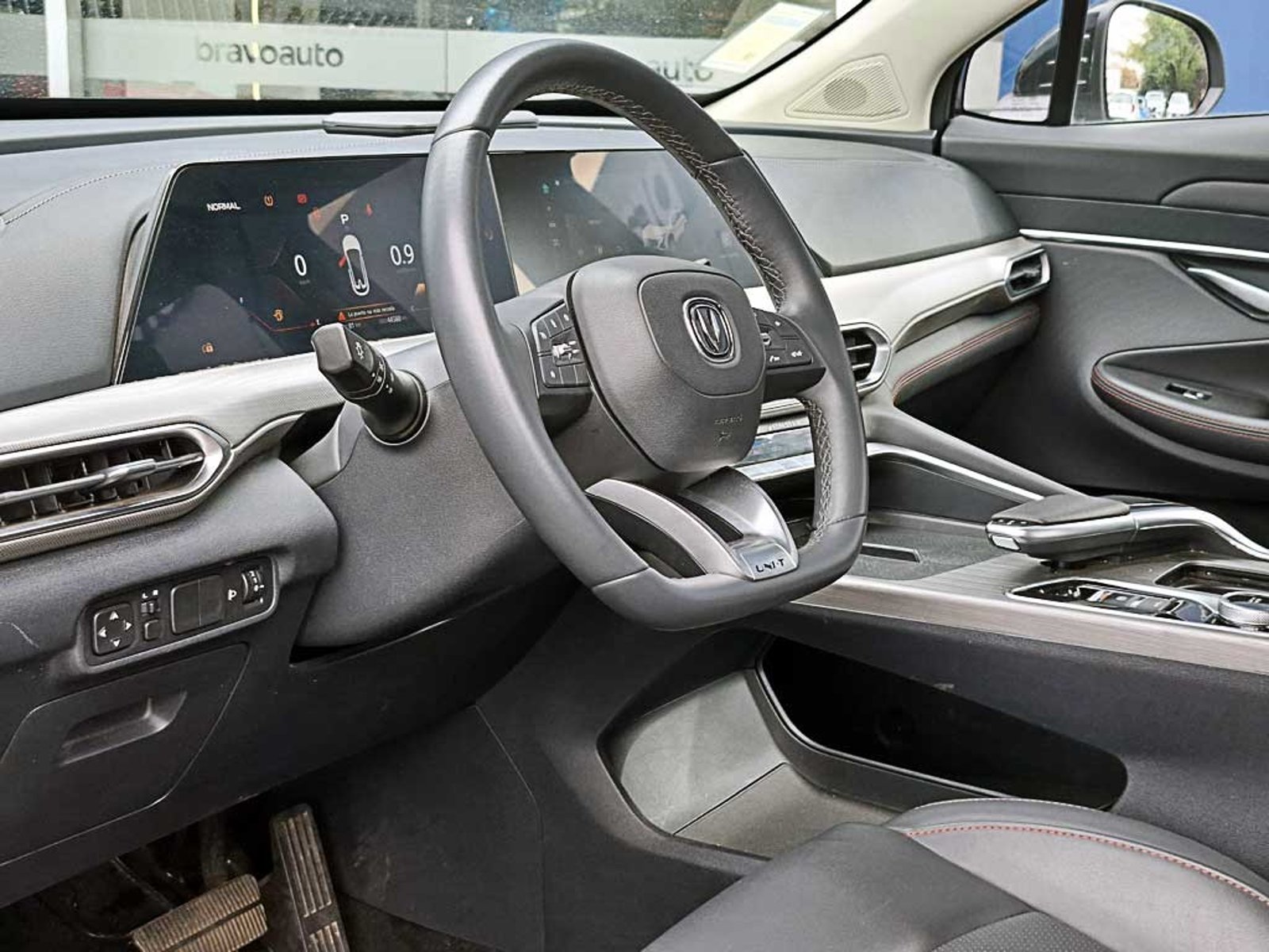 Changan UNI-T 1.5 LUXURY AT 2024 - Imagen 10 de 19