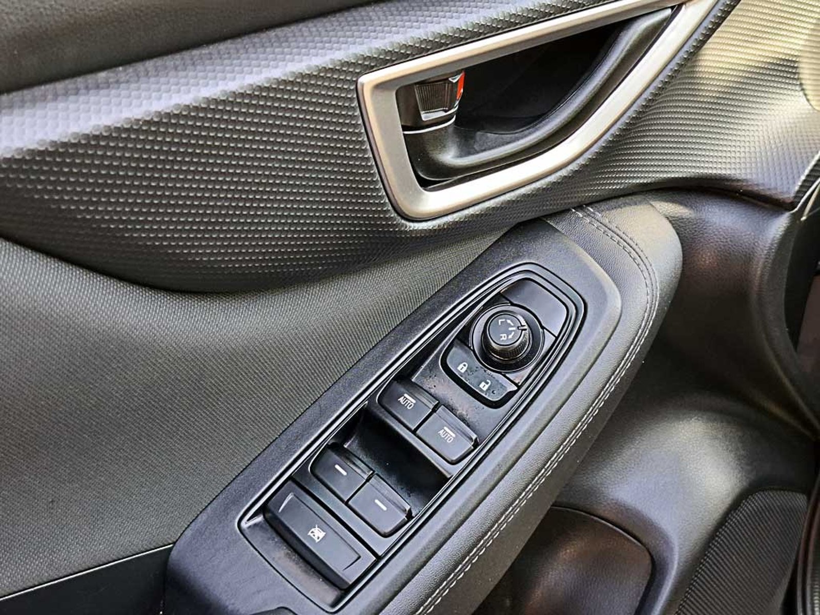 Subaru FORESTER 2.0 X AT 4X4 2024 - Imagen 12 de 20