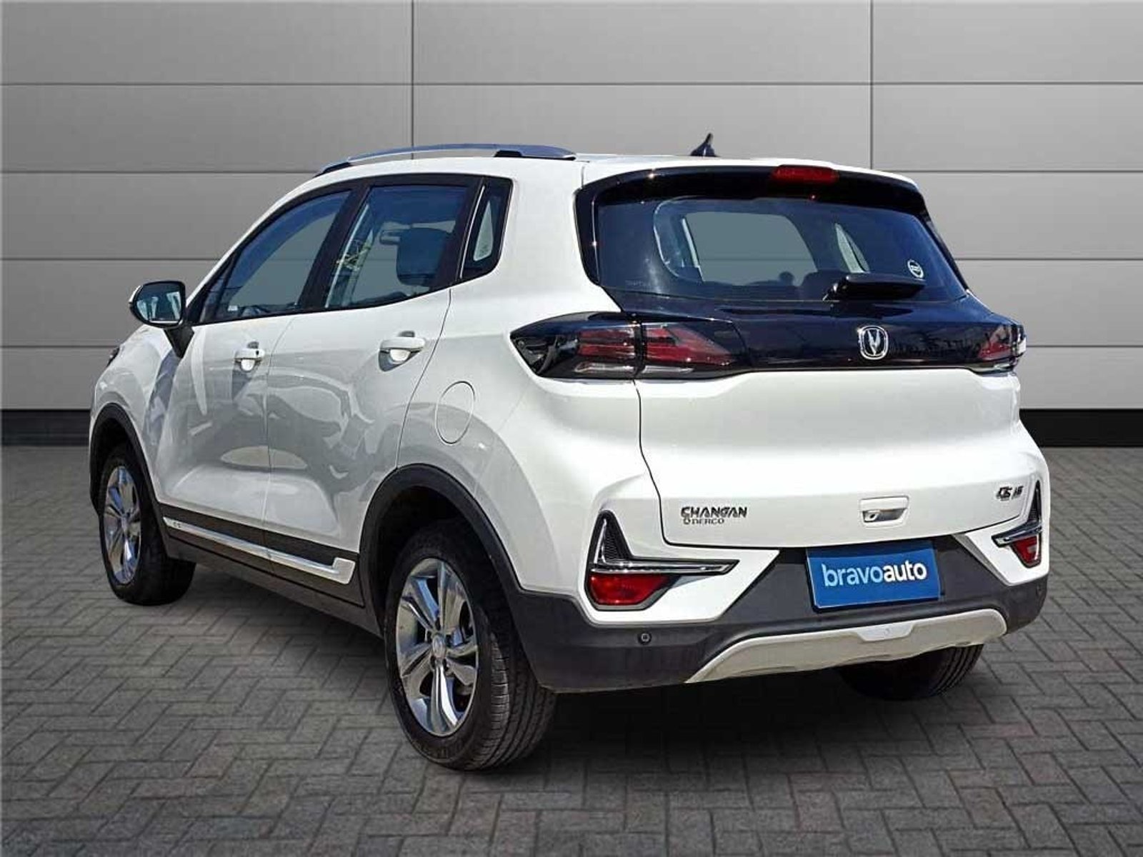 Changan NEW CS15 1.5 LUXURY MT 2023 - Foto 2 de 20