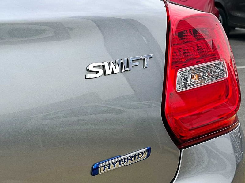 Suzuki SWIFT 1.2 MT HYBRID PLUS 2024 - Imagen 9 de 20