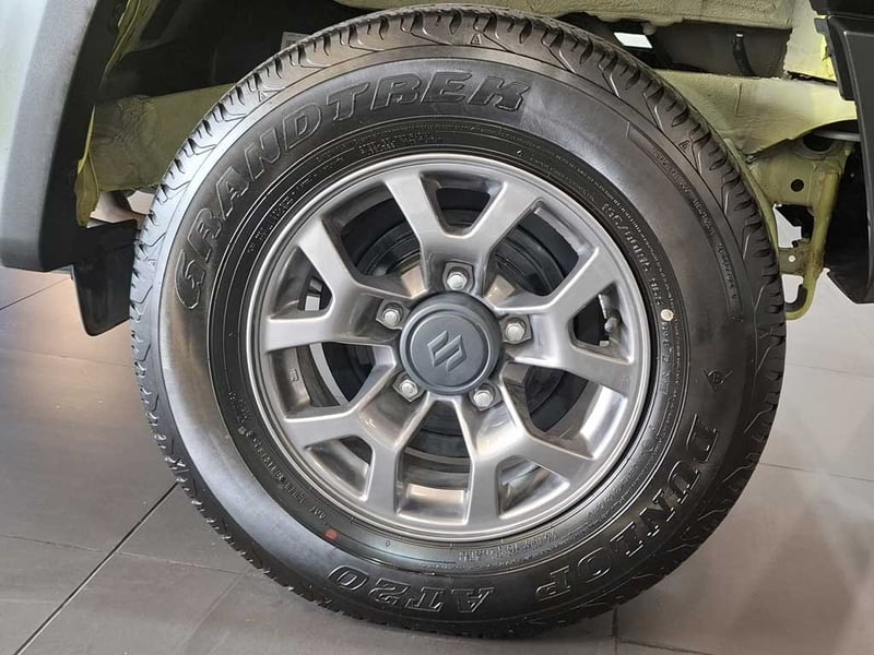 Suzuki JIMNY 1.5 GLX AT 4X4 2026 - Imagen 8 de 20