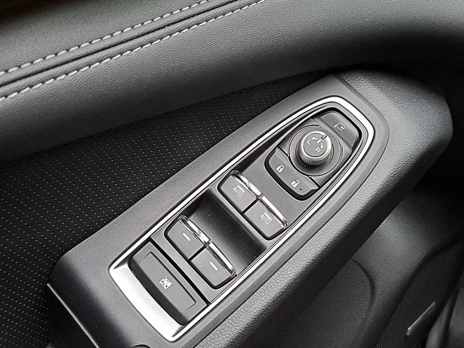 Subaru EVOLTIS (IN) 2.4 T TOURING GARDX AT 4X4 2025 - Imagen 15 de 20