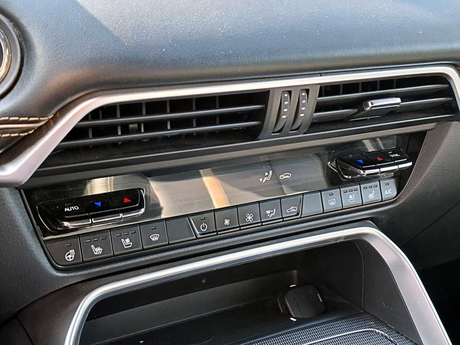 MAZDA CX-60 (IN) 3.3 PREMIUM SPORT DSL AT 4X4 HIBRIDO 2025 - Imagen 20 de 20