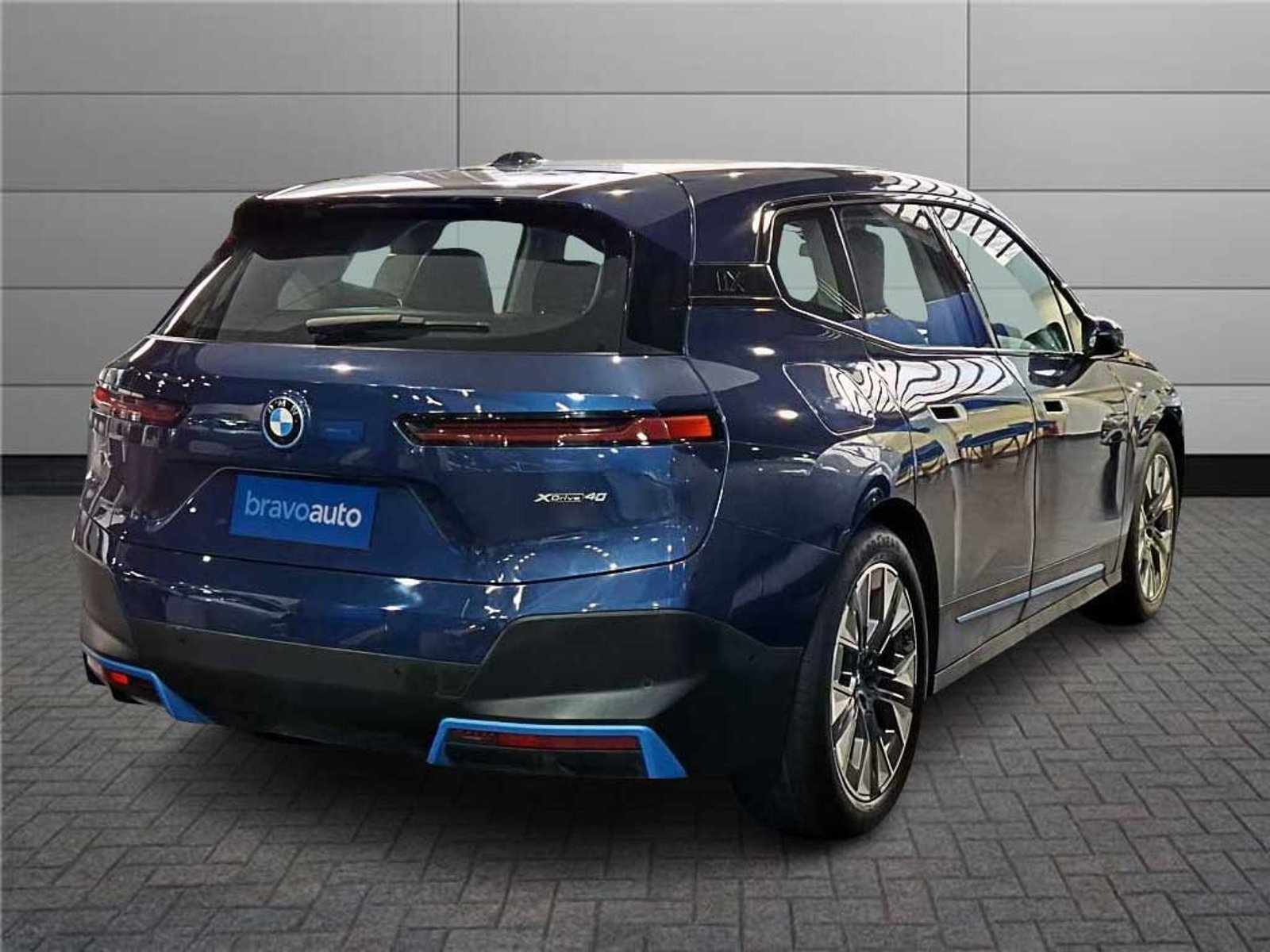 BMW IX 0.0 XDRIVE40 SUITE AT 4X4 ELECTRICO 2023 - Foto 4 de 20