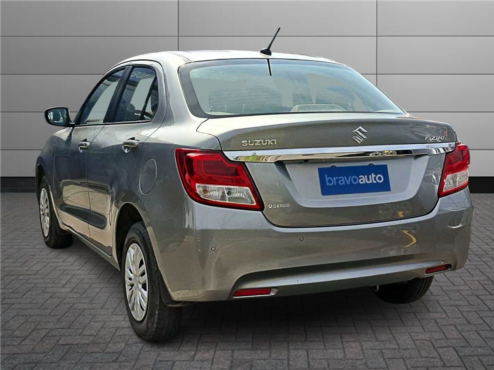 Suzuki DZIRE 1.2 GL MT 2023 - Foto 2 de 18