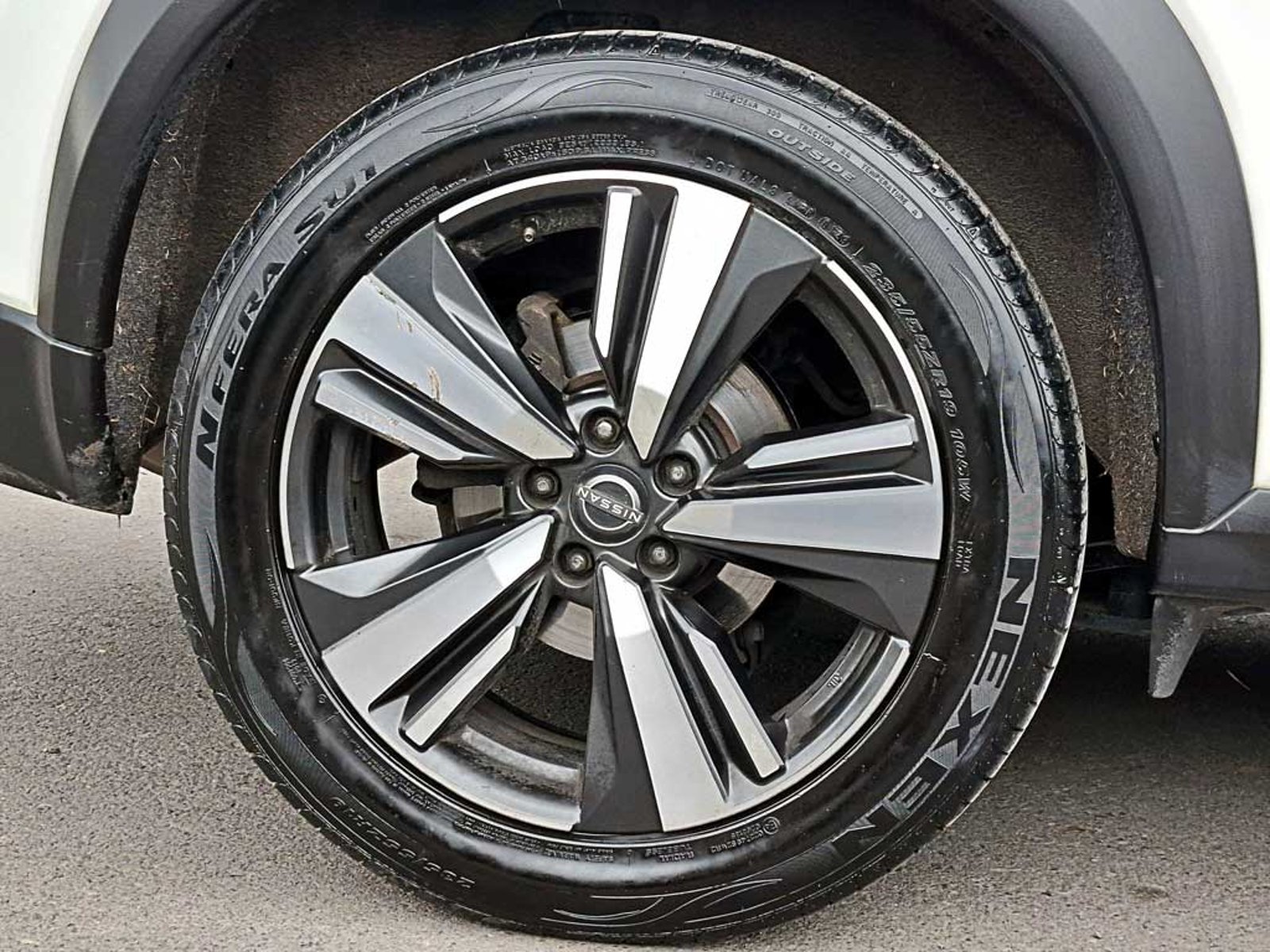 Nissan X-TRAIL 2.5 EXCLUSIVE AT 4X4 2023 - Imagen 8 de 20