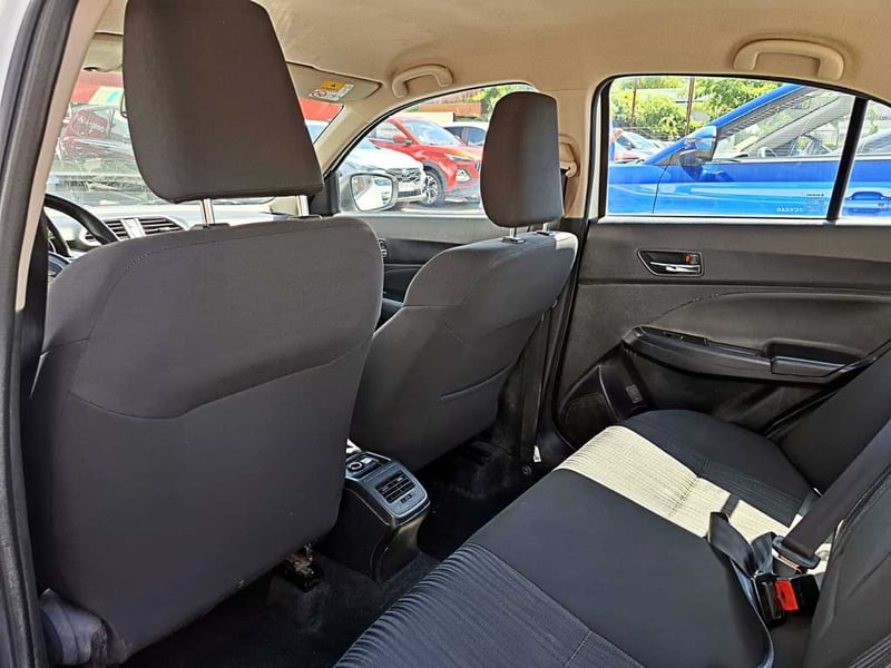 Suzuki DZIRE 1.2 GL MT 2024 - Imagen 16 de 19