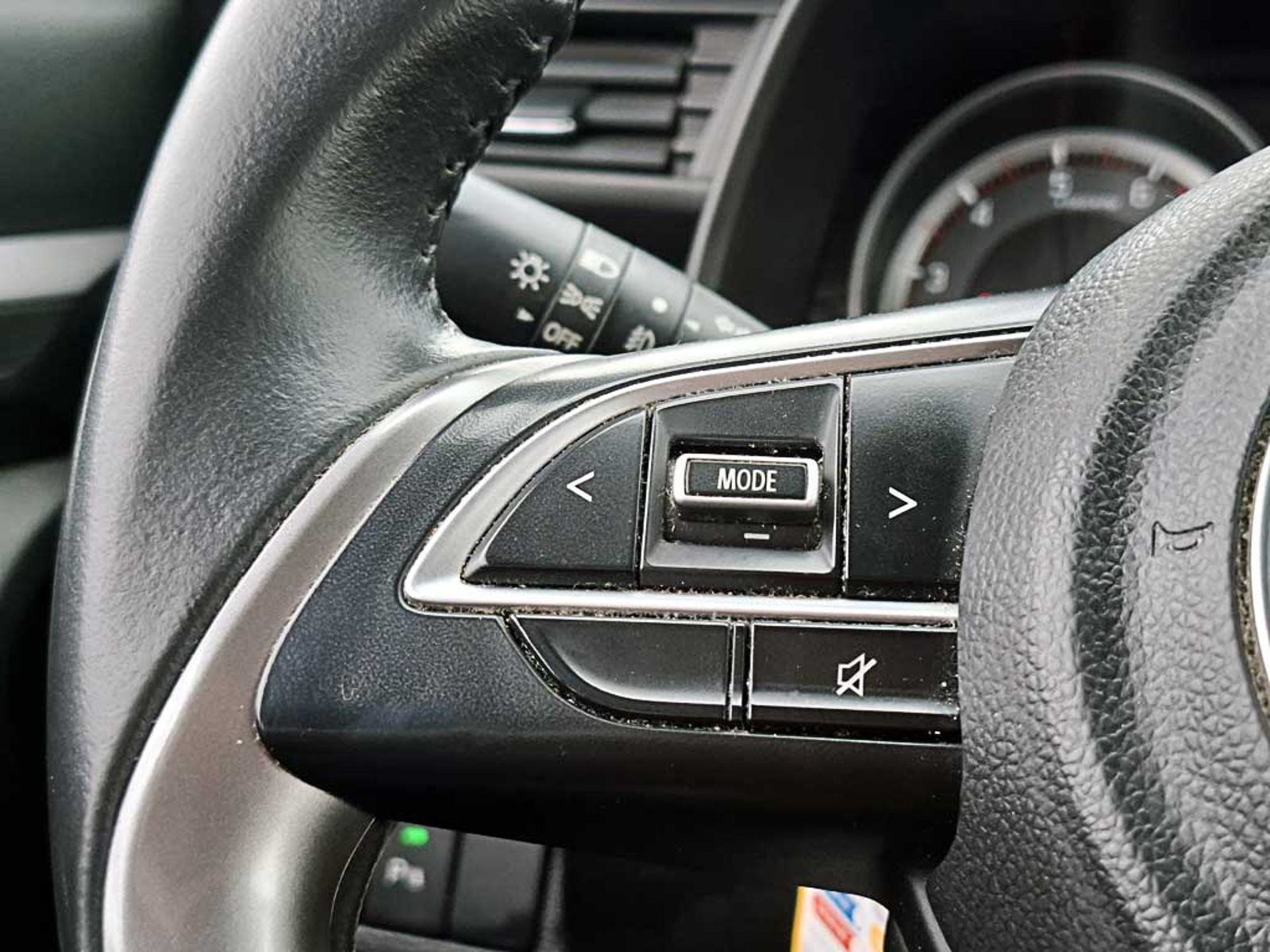 SUZUKI XL7 1.5 GLX AT 2022 - Imagen 20 de 20