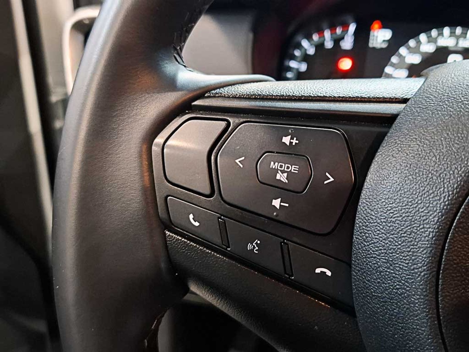 MAZDA BT-50 (IN) 3.0 DC HIGH PLUS AT 4X4 DIESEL 2026 - Imagen 18 de 20