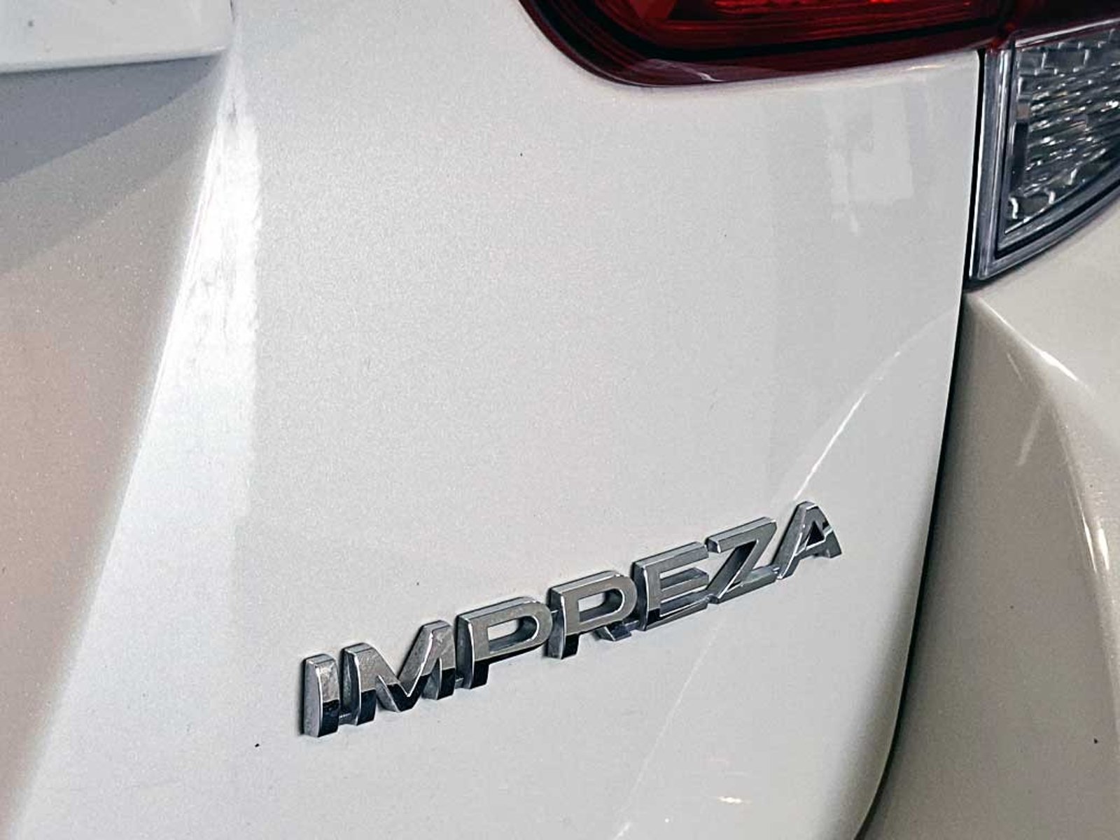 SUBARU IMPREZA (IN) 2.0 LIMITED NAV AT 4X4 2018 - Imagen 9 de 20
