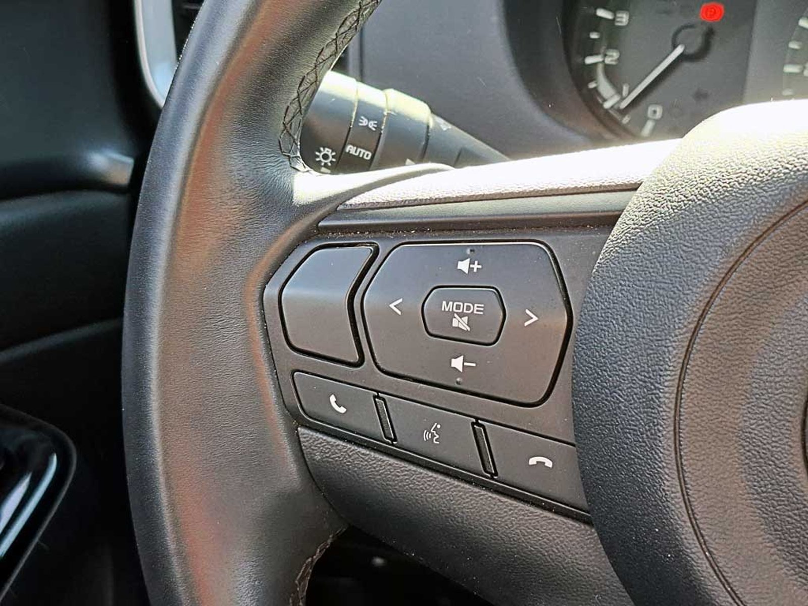 MAZDA BT-50 (IN) 3.0 DC HIGH PLUS AT 4X4 DIESEL 2025 - Imagen 17 de 20