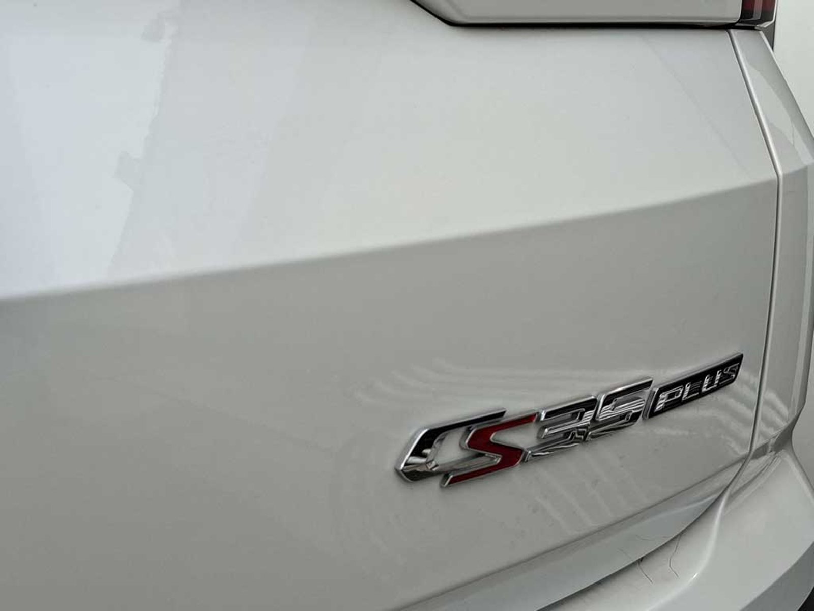 Changan CS35 Plus 1.6 PLUS LUXURY MT 2024 - Imagen 9 de 19