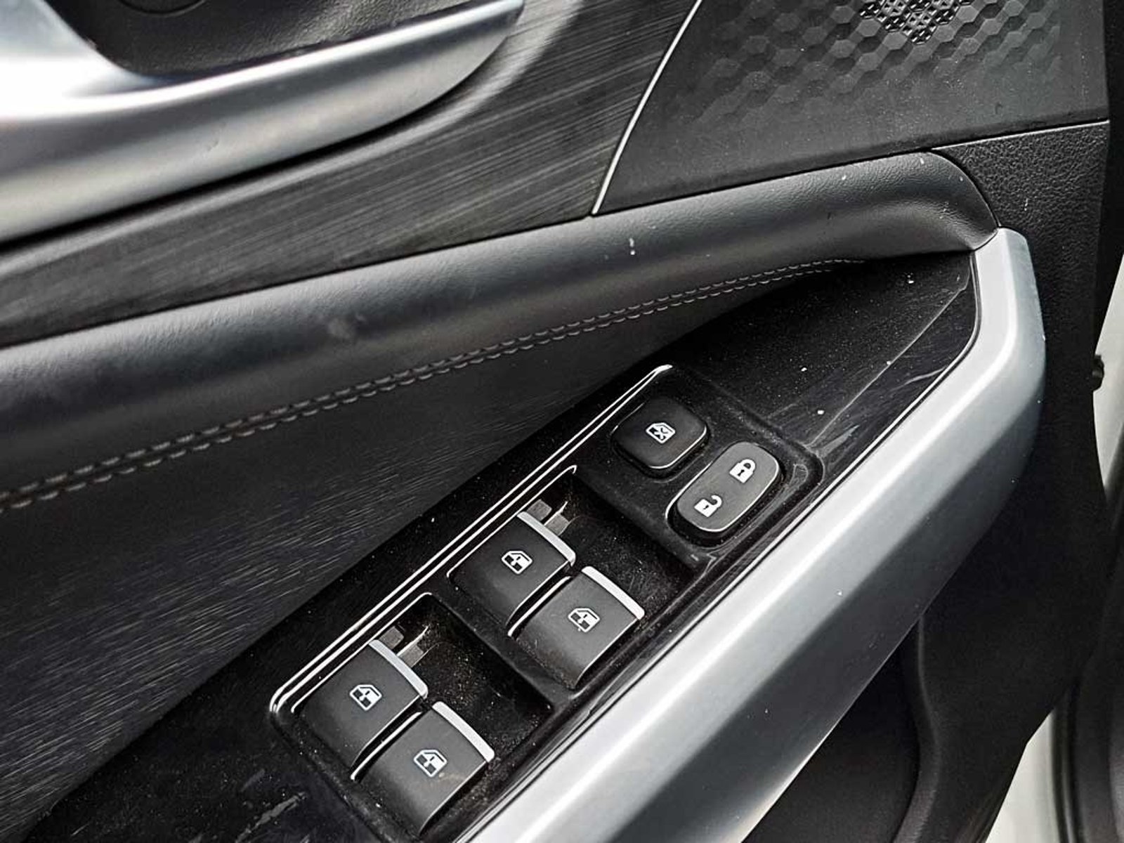 JAC JS8 1.5 LUXURY SE DCT AT 2024 - Imagen 10 de 19
