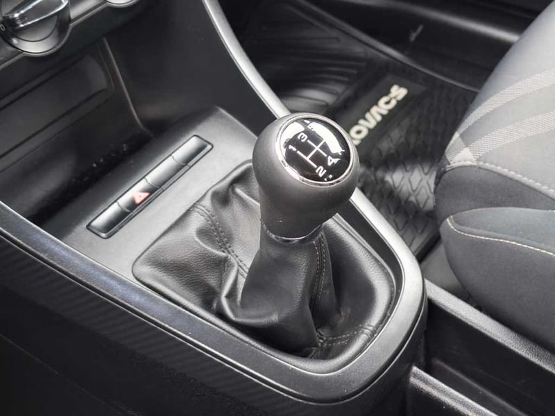 MG 5 1.5 STD MT 2020 - Imagen 18 de 19