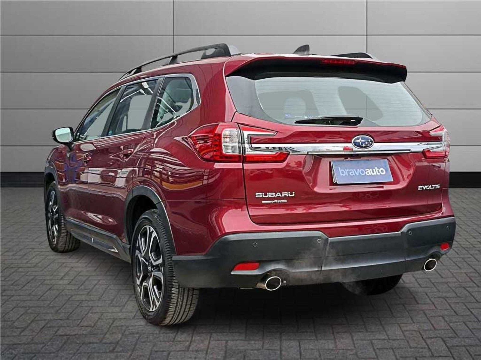 Subaru EVOLTIS (IN) 2.4 T LIMITED GARDX AT 4X4 2025 - Foto 2 de 20