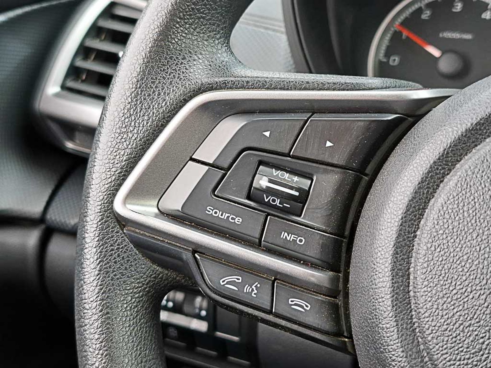 Subaru FORESTER 2.0 X AT 4X4 2024 - Imagen 18 de 20