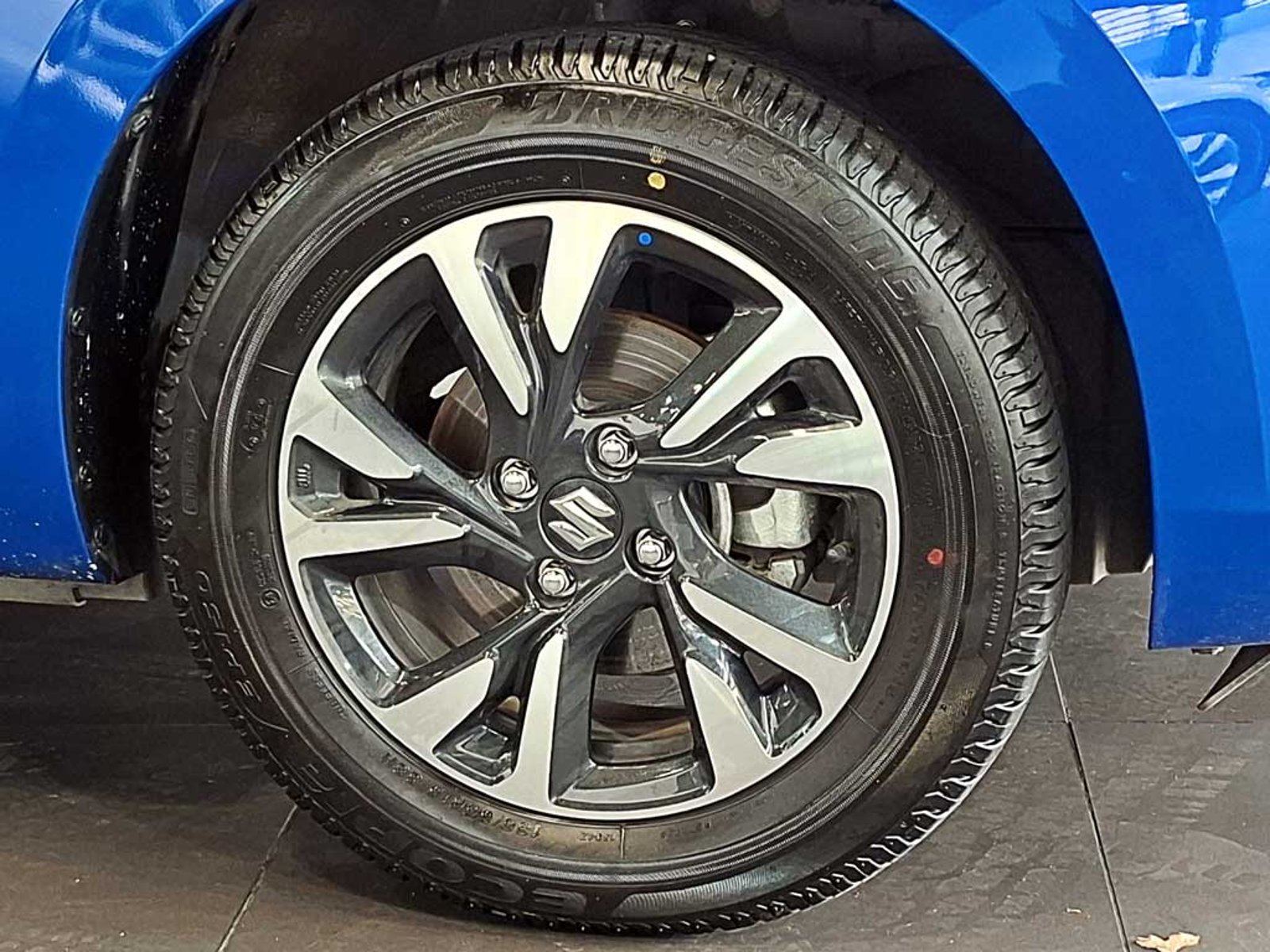 Suzuki SWIFT 1.2 GLX MT HIBRIDO 2025 - Imagen 8 de 20
