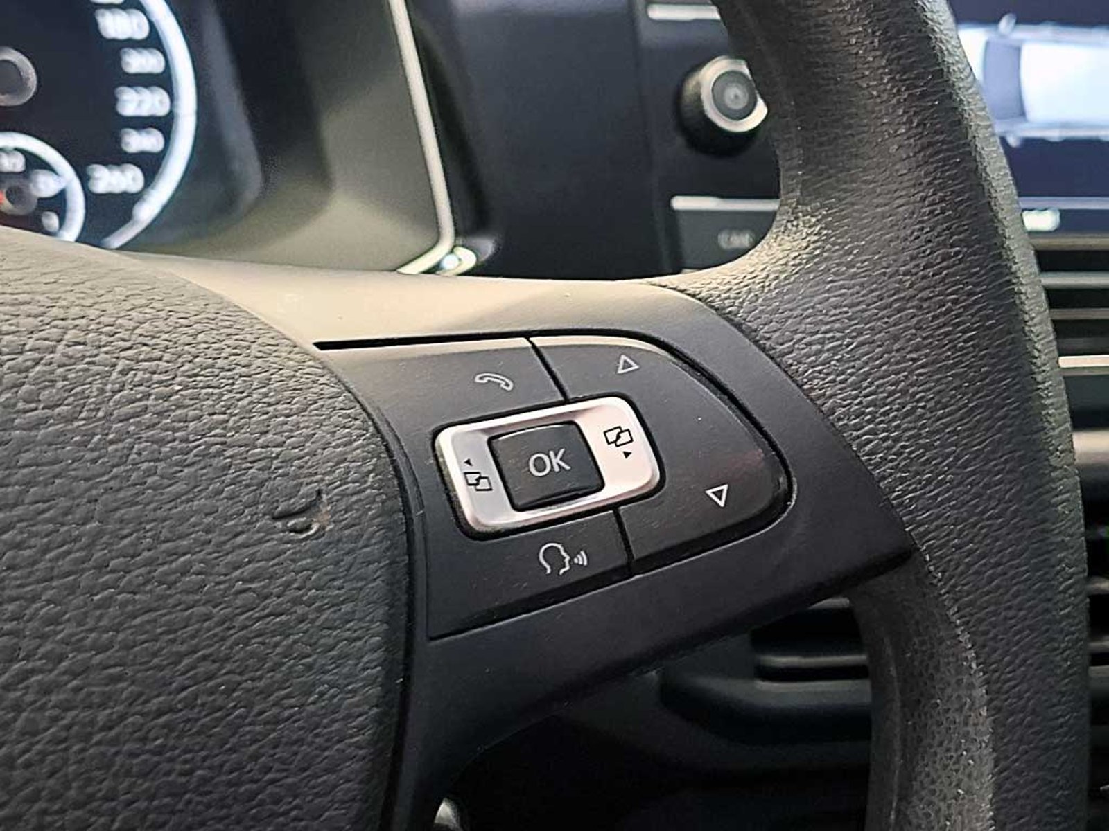 VOLKSWAGEN VIRTUS 1.6 COMFORTLINE MT 2021 - Imagen 19 de 20