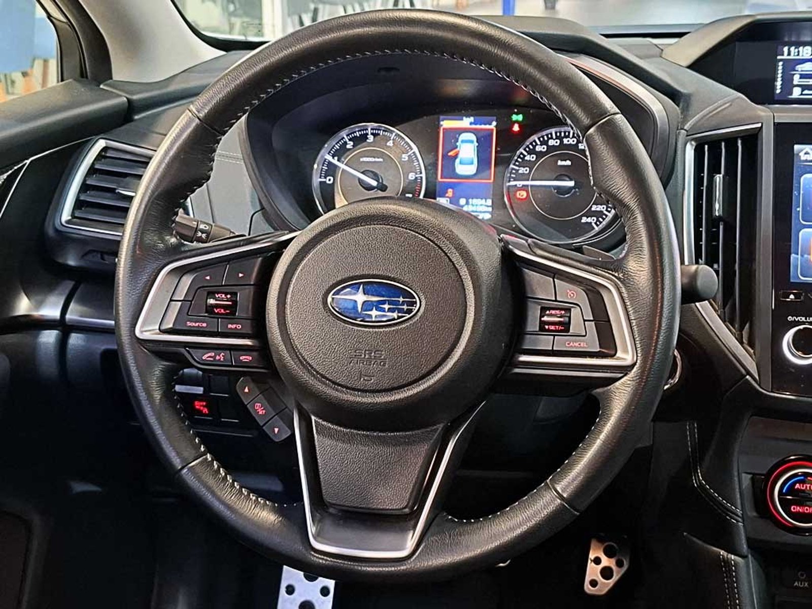 SUBARU IMPREZA (IN) 2.0 LIMITED NAV AT 4X4 2018 - Imagen 10 de 20