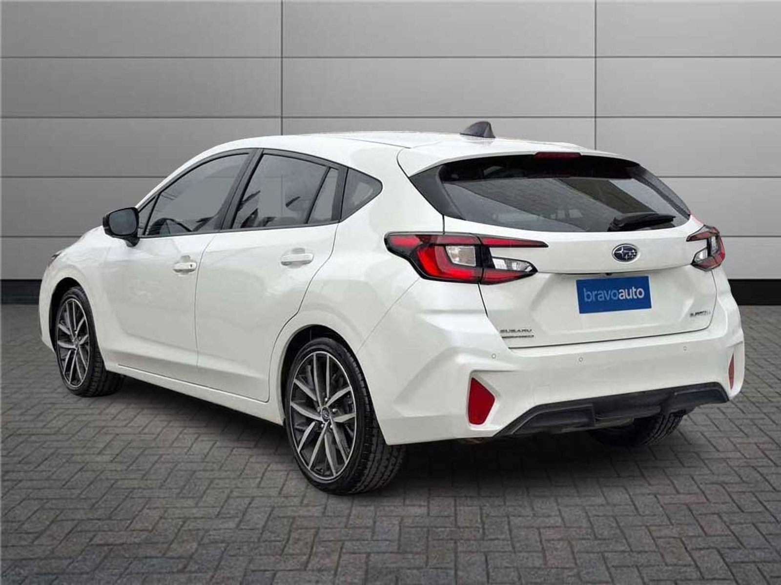 Subaru IMPREZA 2.0 TOURING ES HK AWD CVT 2026 - Foto 2 de 20