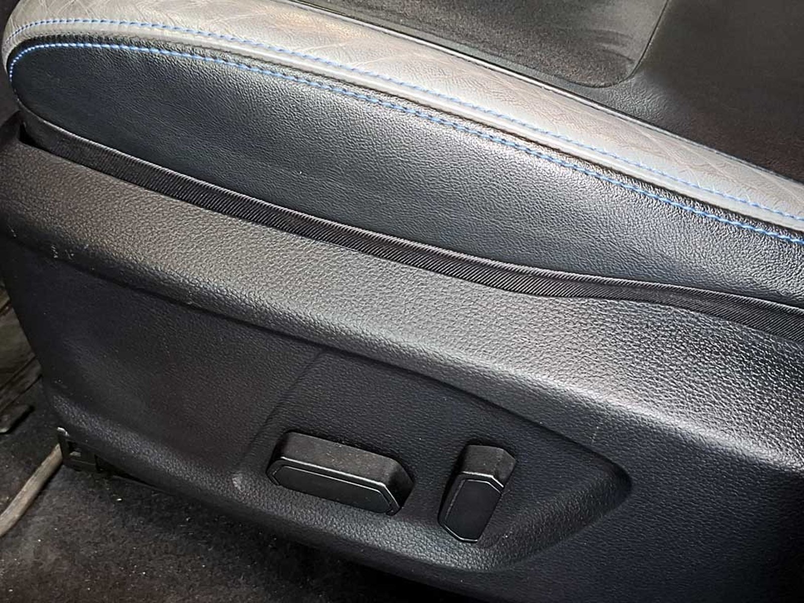 FORD RANGER RAPTOR 2.0 RAPTOR AT 4X4 DIESEL 2022 - Imagen 12 de 20