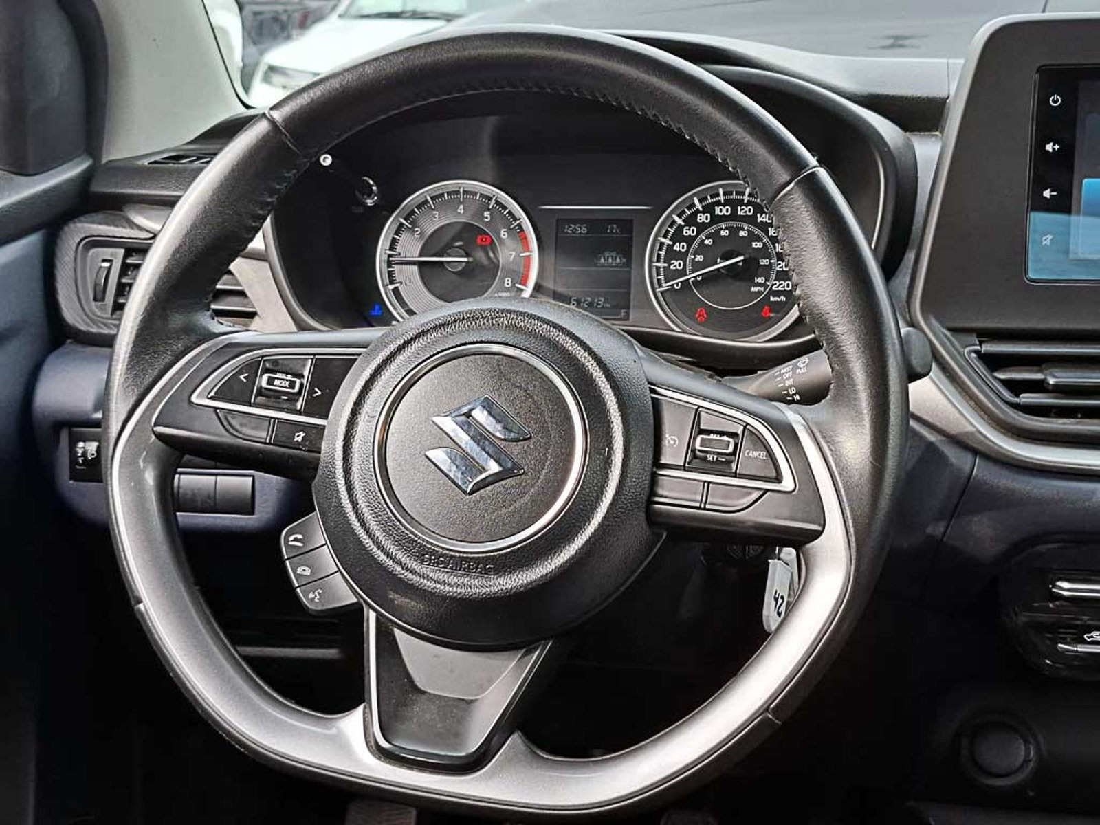 SUZUKI BALENO (IN) 1.5 GLS MT 2024 - Imagen 14 de 19