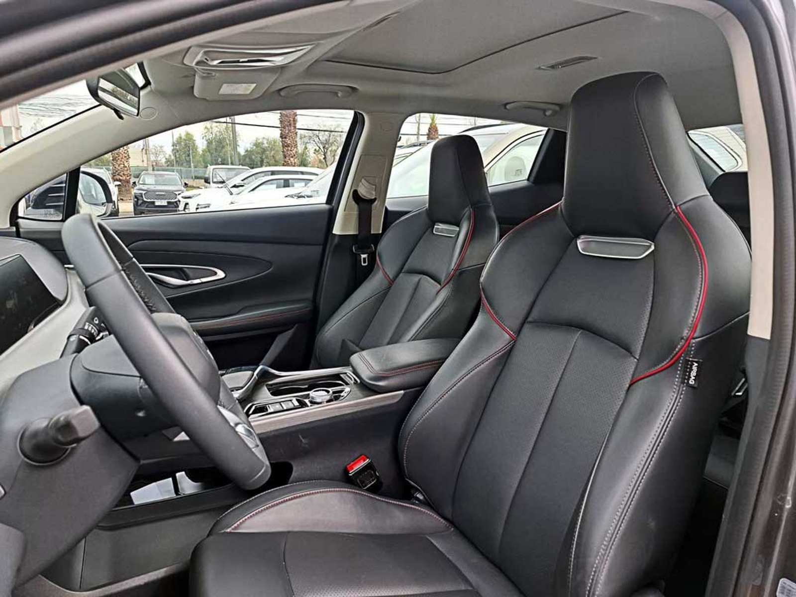 Changan UNI-T 1.5 LUXURY AT 2024 - Imagen 14 de 20