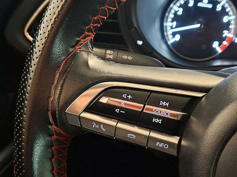 Mazda CX-30 2.0 V 7G AT 2022 - Imagen 17 de 20