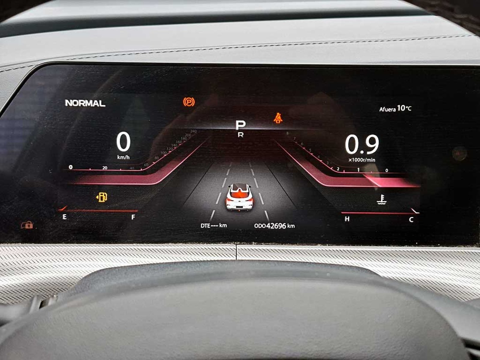 Changan UNI-T 1.5 LUXURY 2024 - Imagen 17 de 20