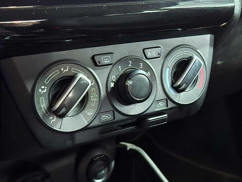 Suzuki SWIFT 1.2 SPORT GL MT 2024 - Imagen 19 de 20