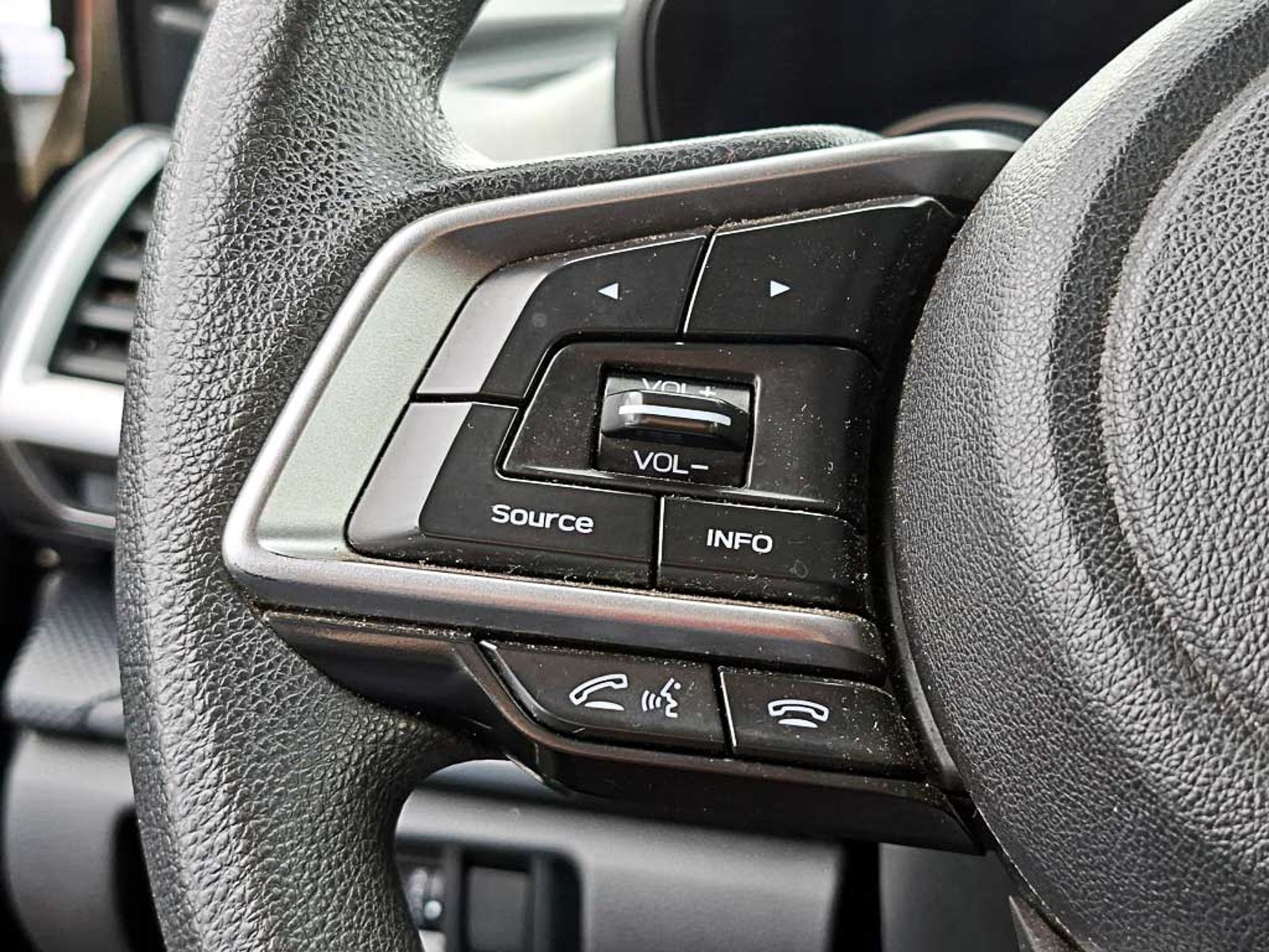 Subaru FORESTER 2.0 X AT 4X4 2024 - Imagen 16 de 20