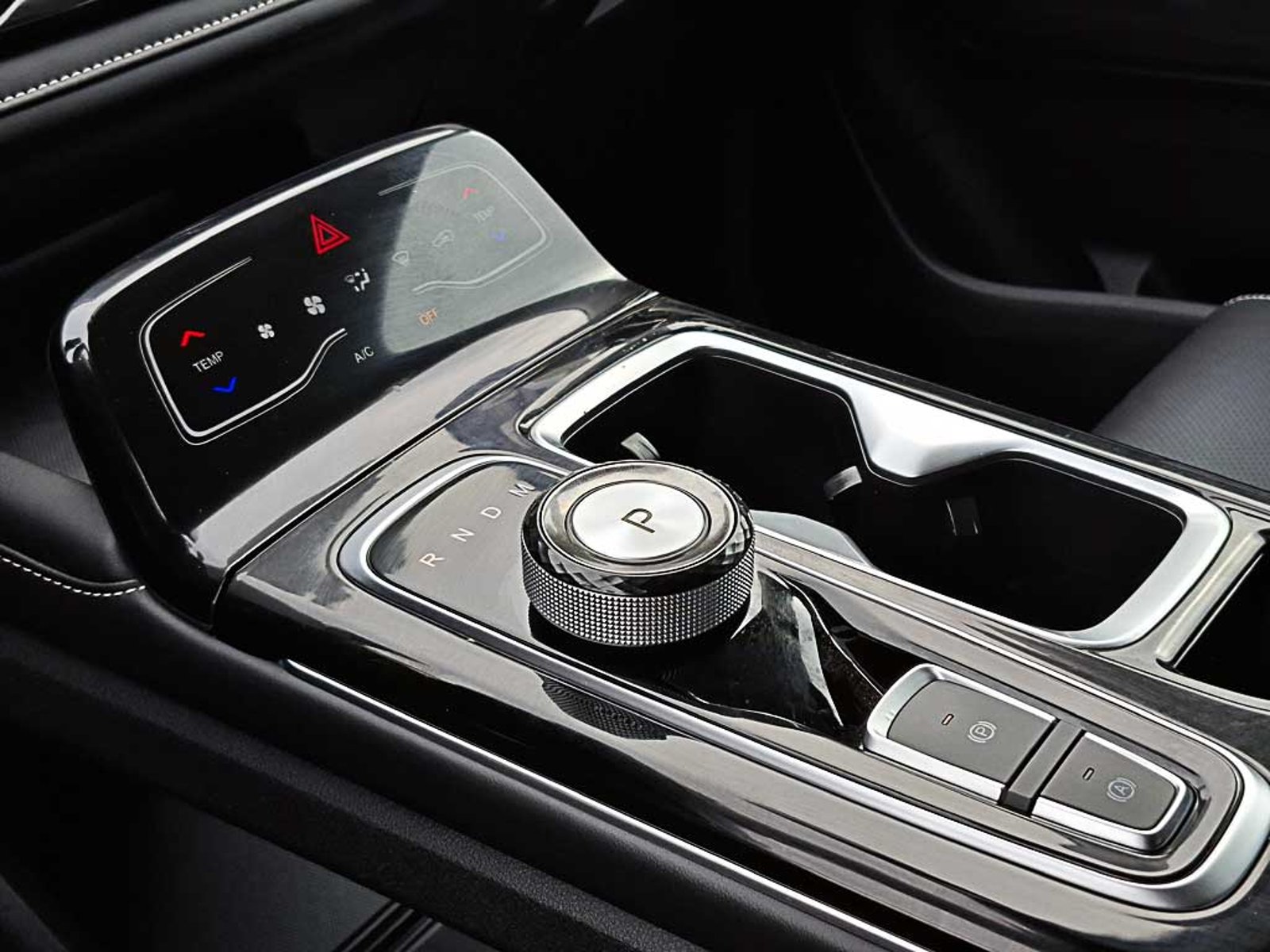 JAC JS6 1.5 LUXURY SE AT 2024 - Imagen 17 de 19